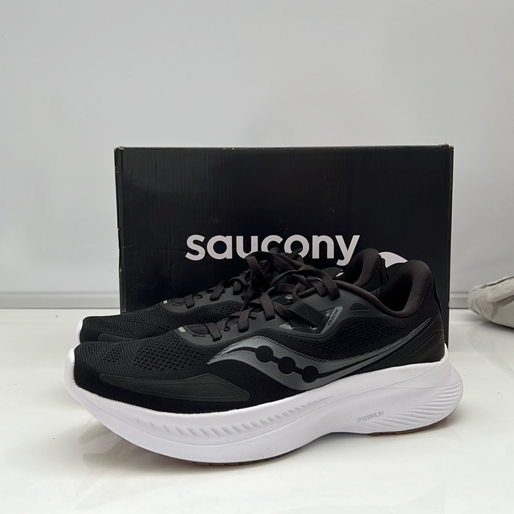 Saucony Women’s Guide 15